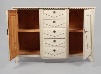 SIDEBOARD, 1800-tal.