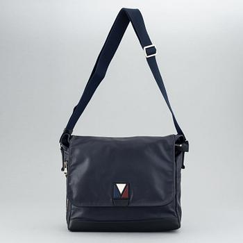 Louis Vuitton, messenger bag, Americas Cup, 2017.