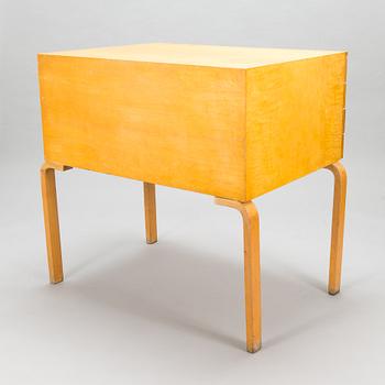 A mid 20th century architect file cabinet by Artek's Drawing office manufacturer O.Y. Huonekalu- ja Rakennustyötehdas AB.