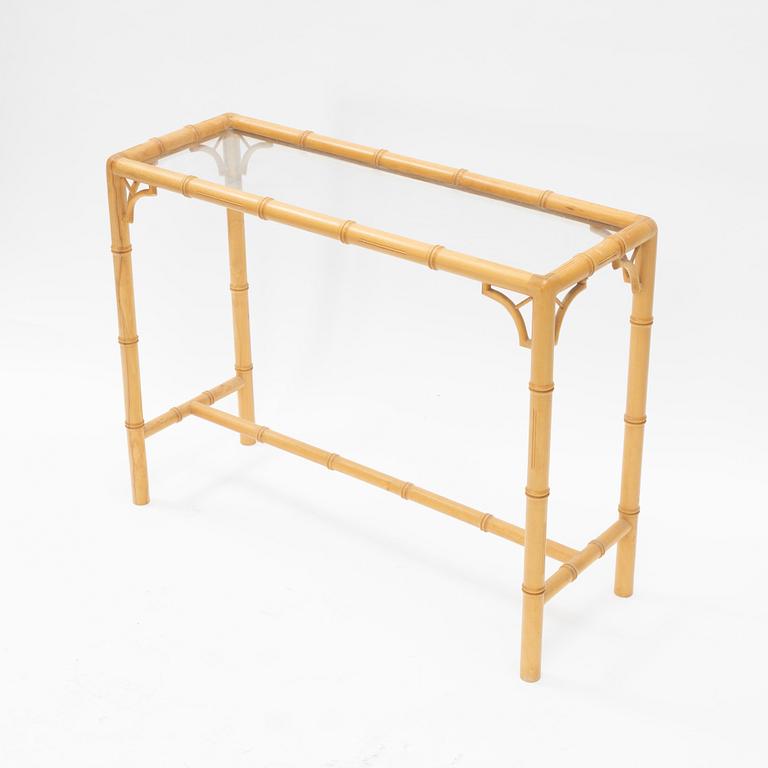 A mirror and table, second half of the 20th century.