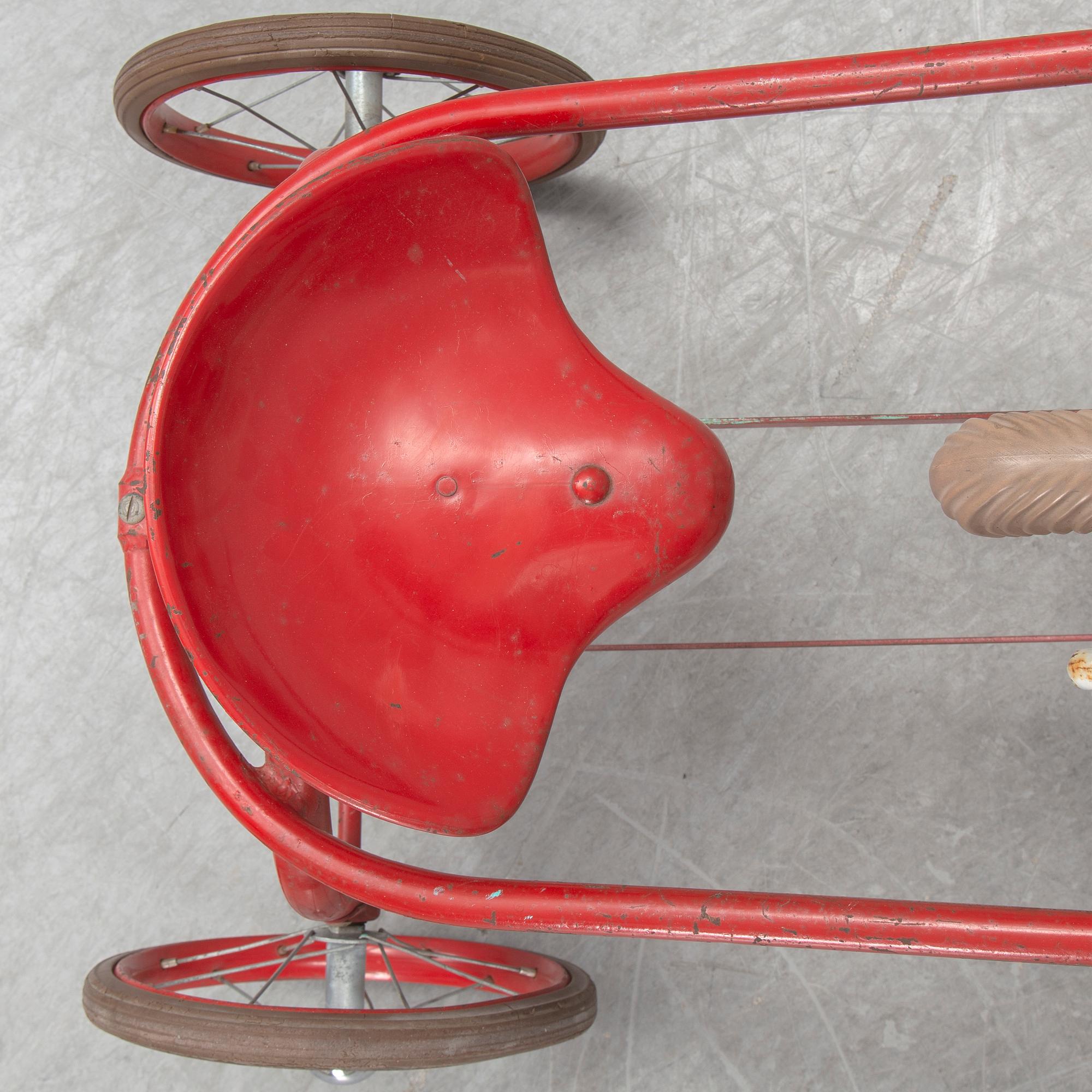 Leksakshäst/trampbil, 1900-talets mitt.