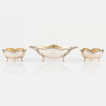 Three Swedish silver bowls, mark of C.G.Hallberg, Stockholm 1906.