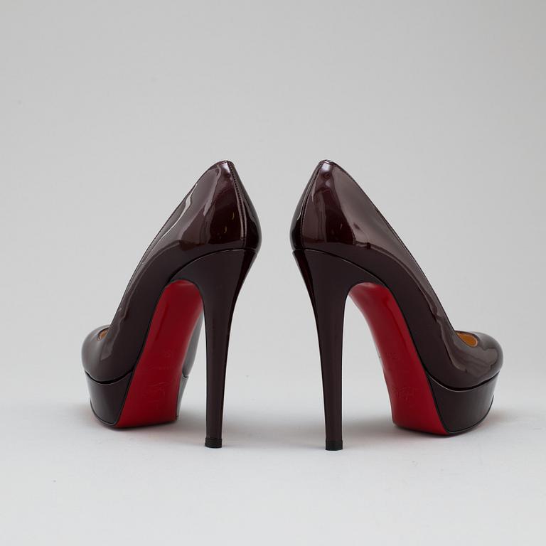 CHRISTIAN LOUBOUTIN, pumps, storlek 35,5.