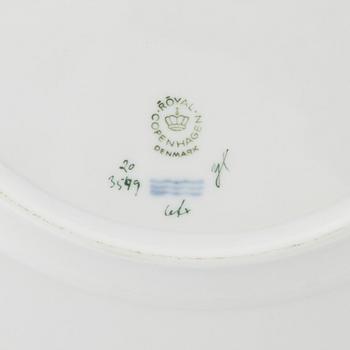 A 'Flora Danica' porcelain plate, Royal Copenhagen, Denmark, 1985-91.