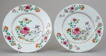 TALLRIKAR, 2+1+1, porslin, Kina, Qianlong (1736-95).