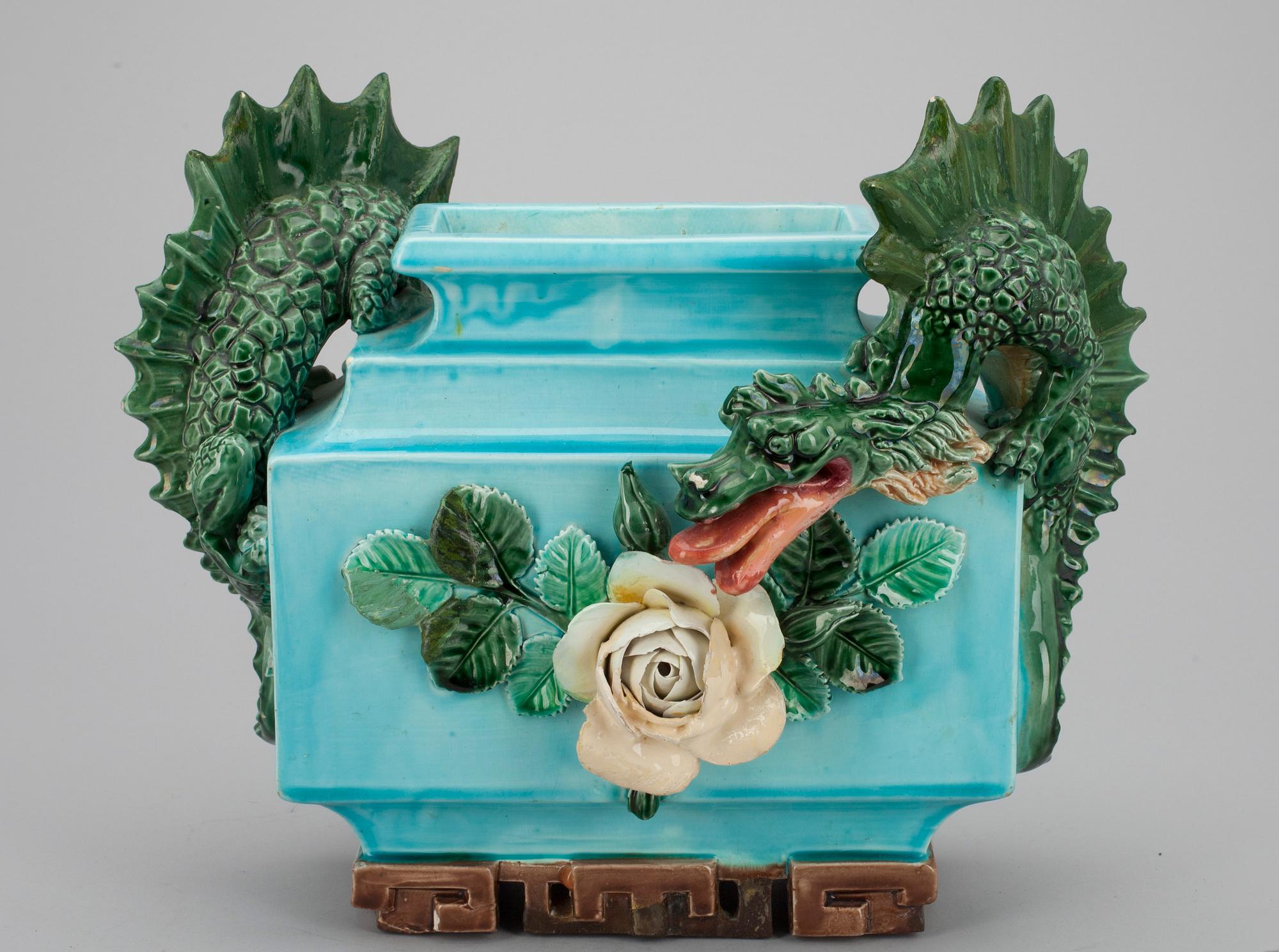 VAS, majolika, Neuhaldensleben, Tyskland 1886-1904.