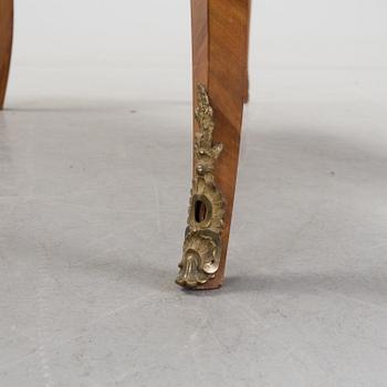 SKRIVBORD, rokoko, 1700-talets mitt.