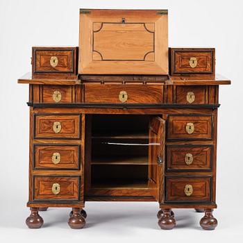 A Swedish Baroque Royal writing desk, by Hindrich von Hachten Ordered for the queen Hedvig Eleonora (1636-1715) 1683.