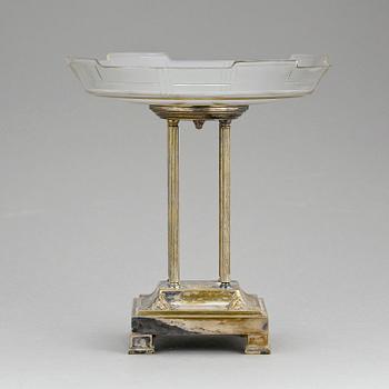 PRESENTERFAT, nysilver och glas, CG Hallberg, 1900-talets första hälft.