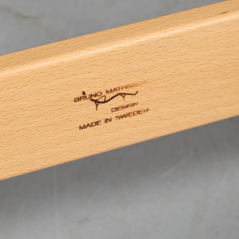 FÅTÖLJER, ett par, "Miranda", Bruno Mathsson, Bruno Mathsson International, Värnamo, 2000-tal.