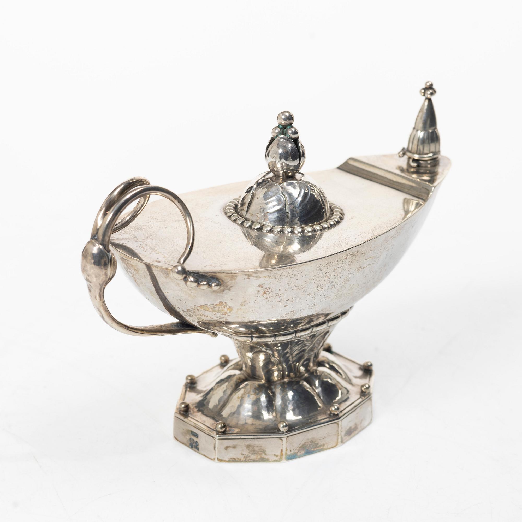 Jeweller Oscar Sjögren Ab, burner/oil lamp, silver, Gothenburg 1924.