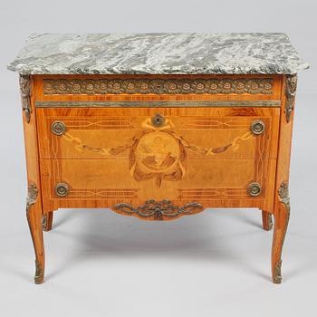 BYRÅ, gustaviansk stil, 1900-talets andra hälft.