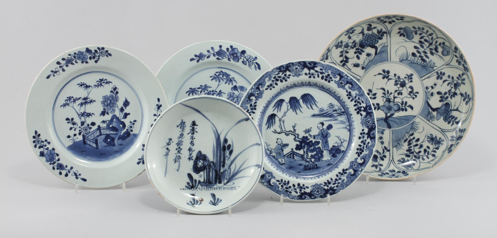 FAT samt TALLRIKAR, 3 st, samt SKÅL, porslin, Kina, 1700/1800-tal.