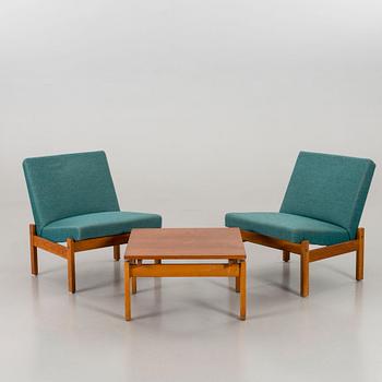 YNGVE EKSTRÖM, "Domino" fåtöljer ett par samt bord för Swedese 1960-tal.
