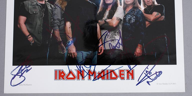 IRON MAIDEN, foto med autografer.