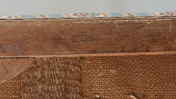 TABURETTER, ett par, sengustavianska, märkta EÖM, Erik Öhrmark, verksam 1777-1813 i Stockholm.