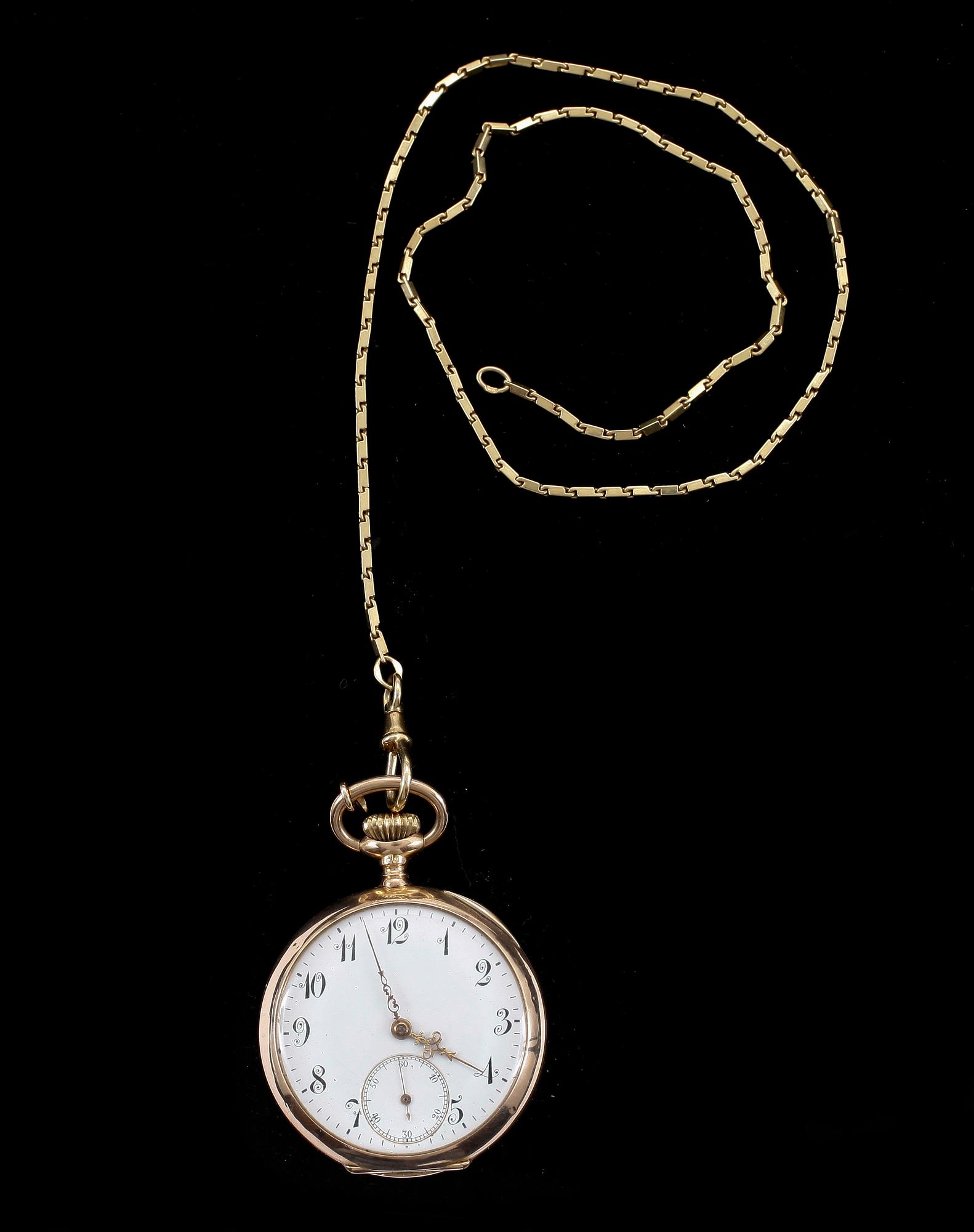 FICKUR OCH KLOCKKEDJA, 18k guld, Omega, omkring 1900. Vikt 47g resp 11,7g.