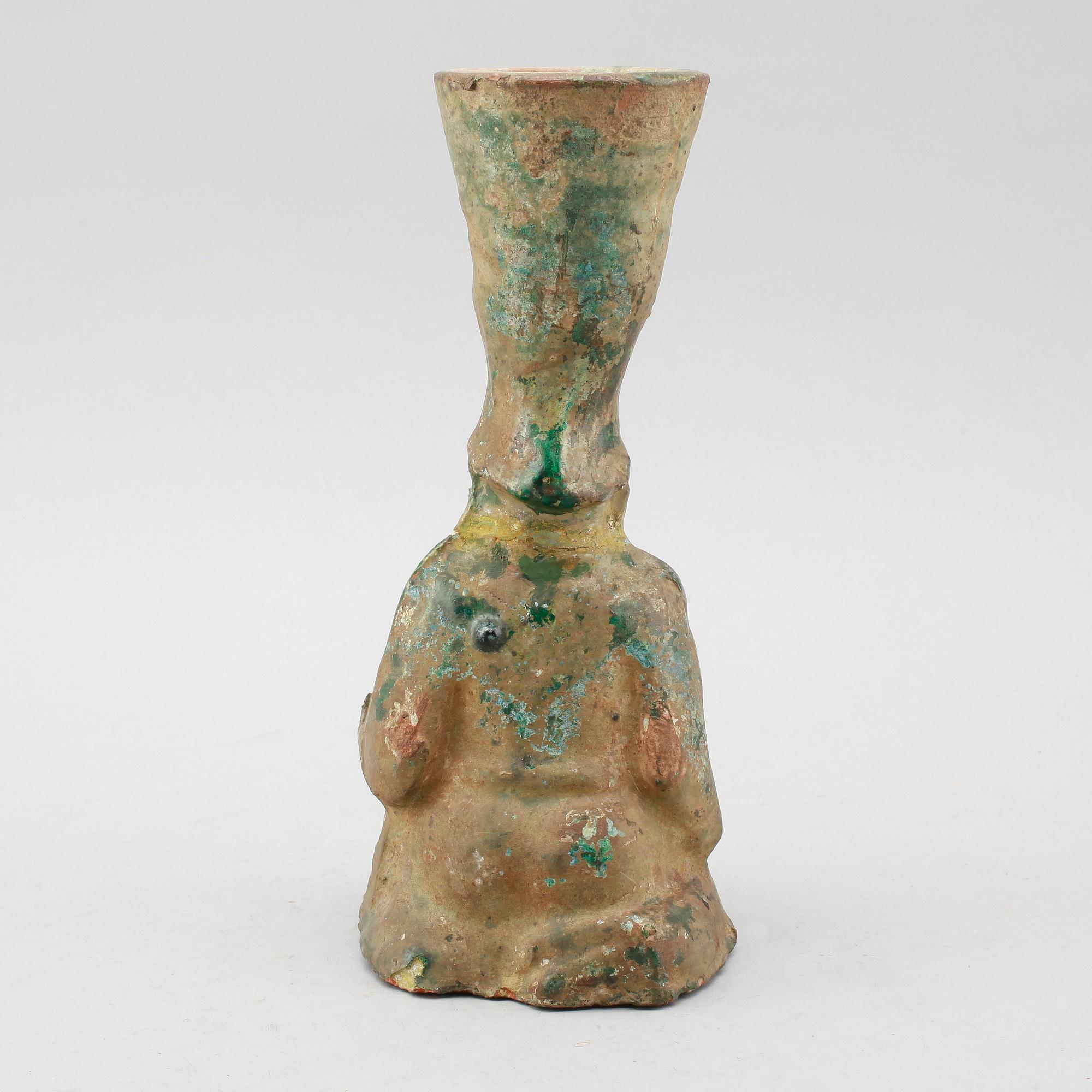 FIGUR/VAS, lergods, Kina, Han 206 f Kr - 220 e Kr.