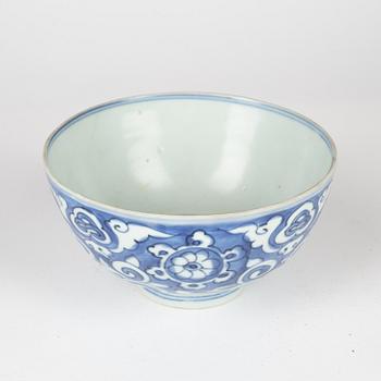 A blue and white bowl, Ming dynasty (1368-1644).