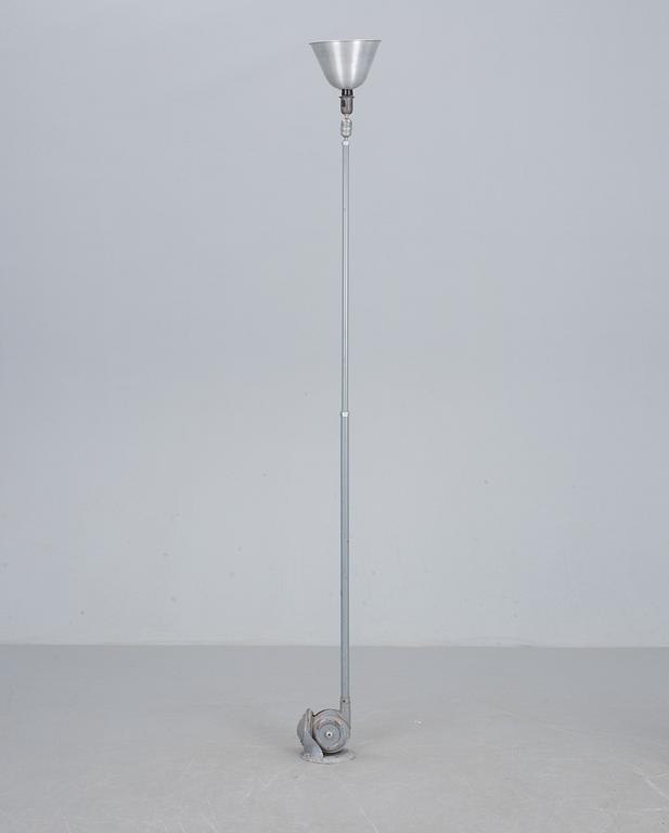 VÄGGLAMPA, "Triplex-pendel", Johan-Petter Johansson, 1900-talets mitt.