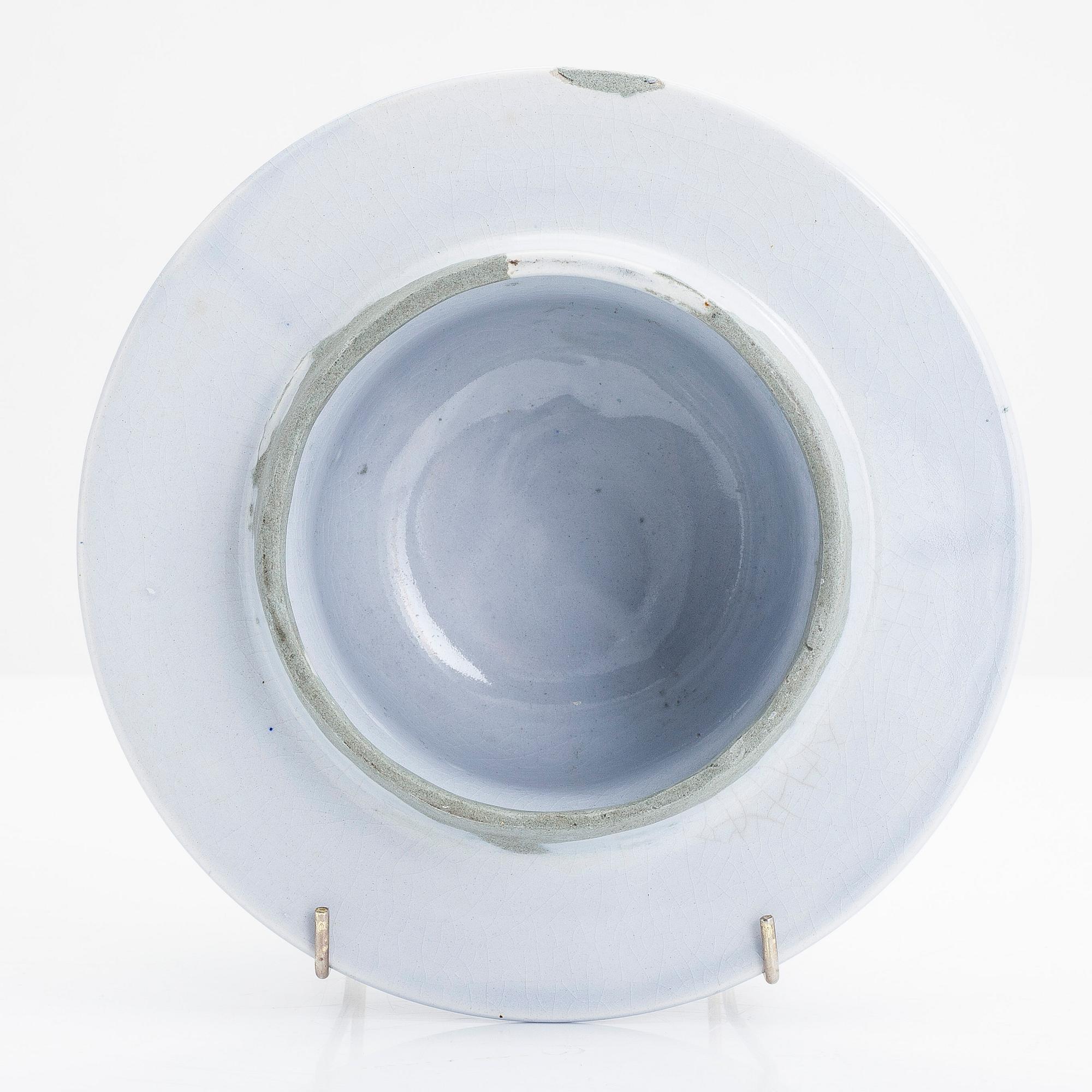 Thure Öberg, A ceramic urn for Arabia, Finland, signed T. Öberg Arabia 1920.