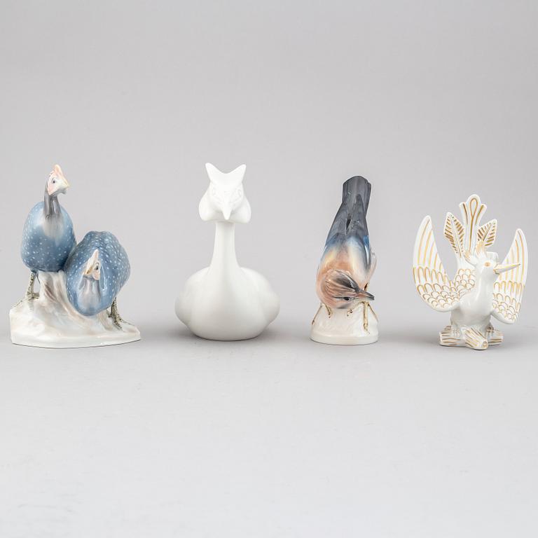 RÖRSTRAND, Gunnar Nylund and others, a set of four porcelain figurines of birds, Sweden.