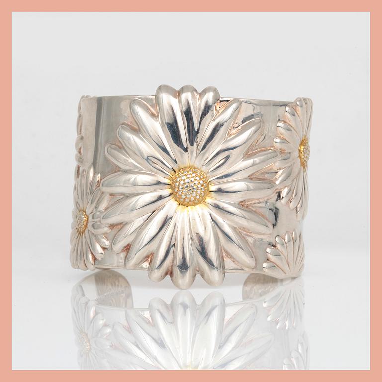 ARMRING, sterling silver, Tiffany & Co, 2003. Total vikt ca 85 g.