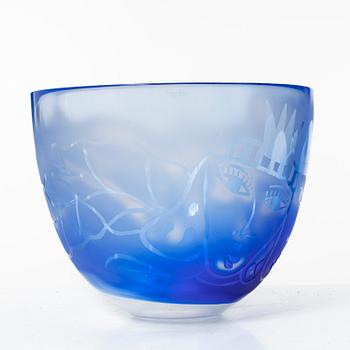 Ulrica Hydman-Vallien, a bowl, Kosta Boda.