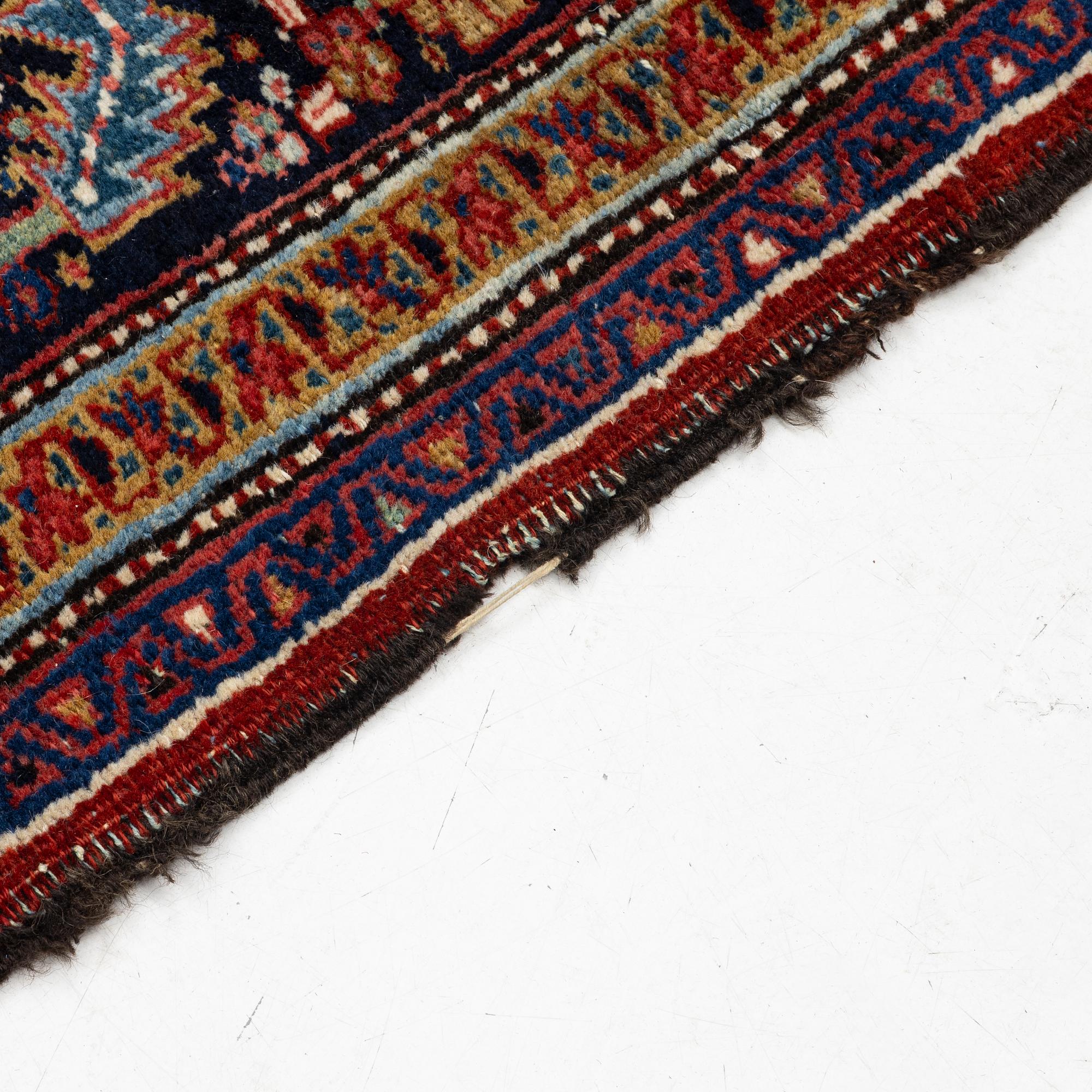 Matta, semiantik Heris, 380 x 255 cm.