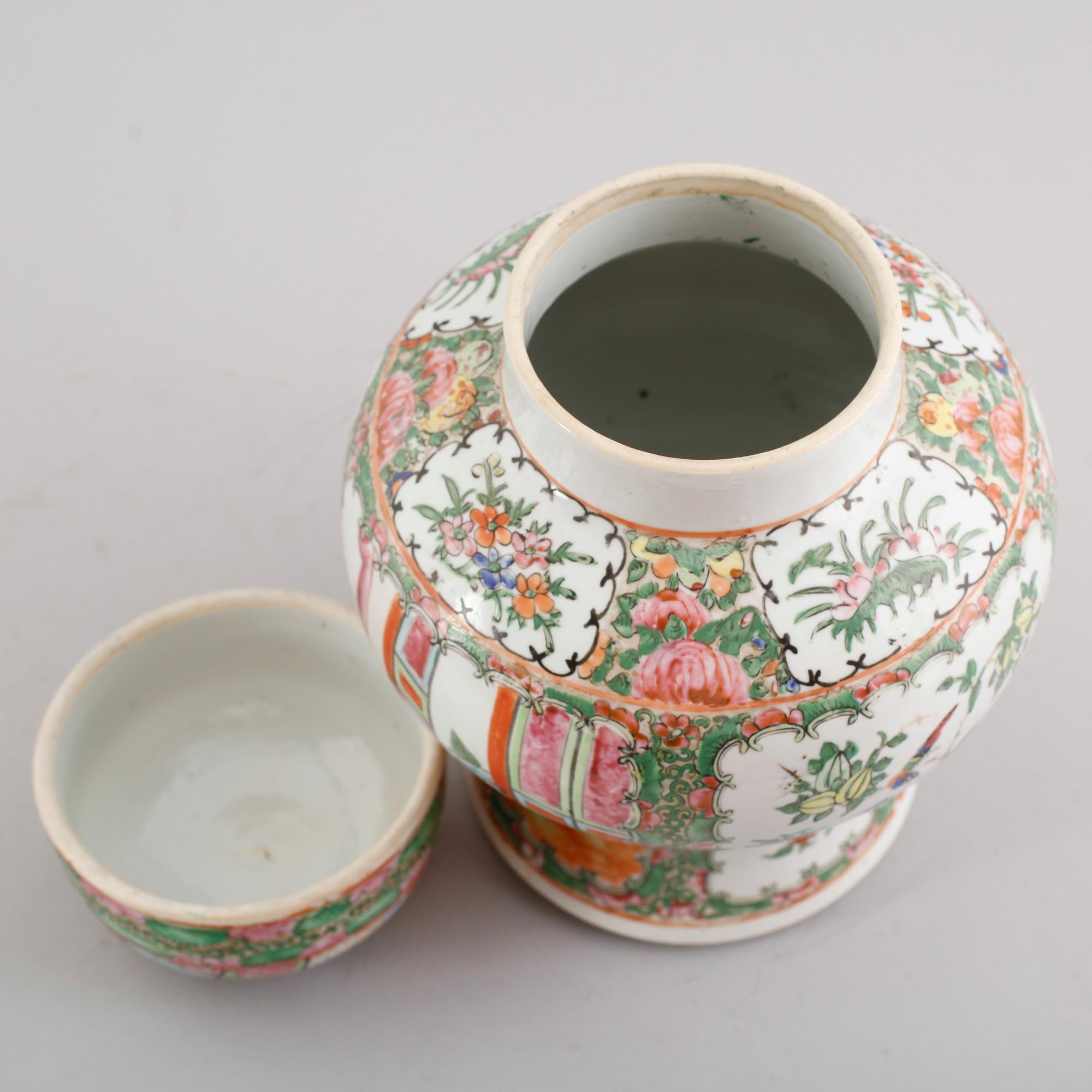 LOCKURNA, porslin, Kina, Kanton, 1800-talets mitt.