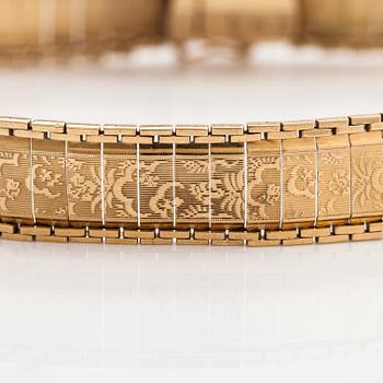 A 14k gold bracelet. Import marked Oskar Lindroos, Helsinki 1928.