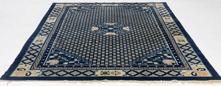 Carpet, China, approx. 274 x 186 cm.