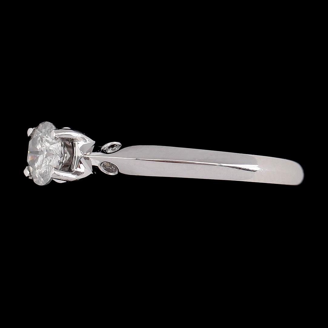 RING, 18K vitguld, solitär briljantslipad diamant ca 0.50 ct.