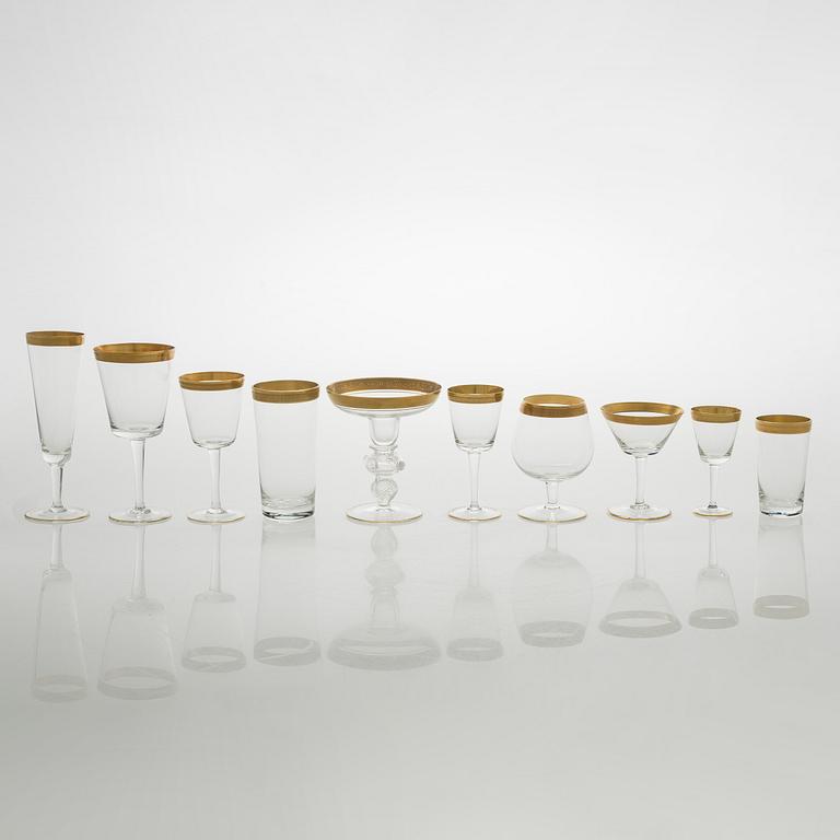 Glasservis, 74 delar, 1900-talets mitt.