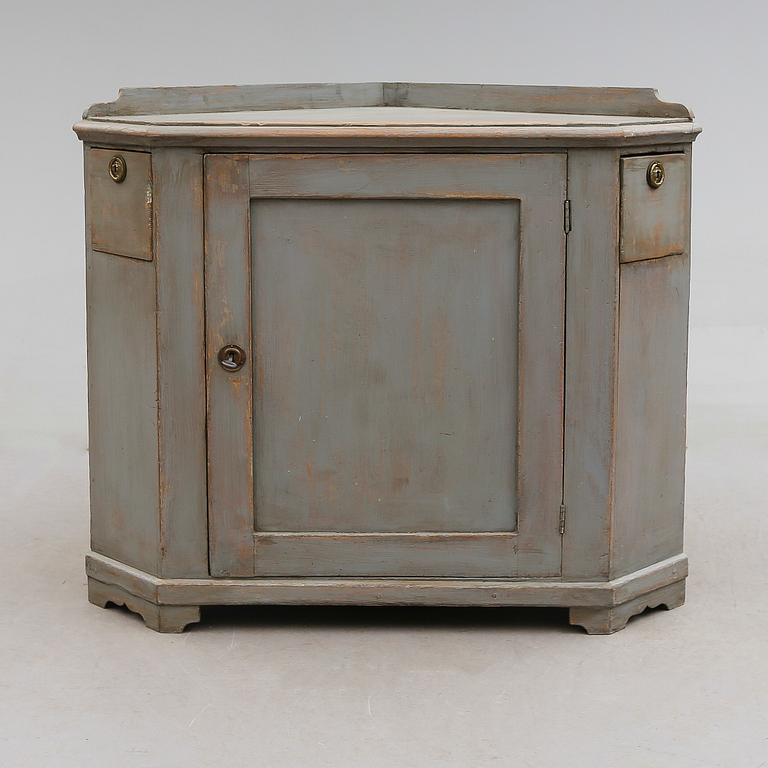 HÖRNSKÄNK, 1800-talets mitt.