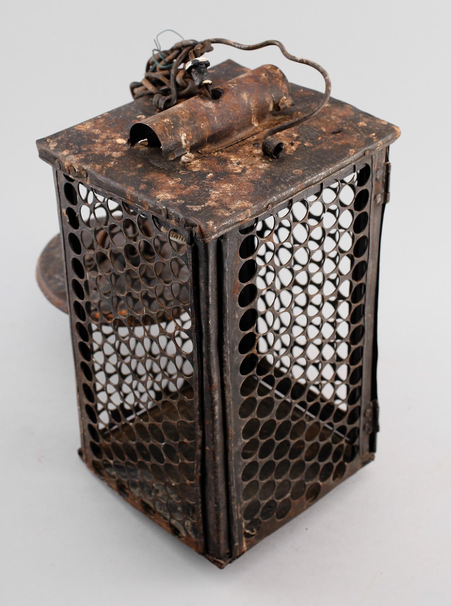 LYKTA, målad plåt, 1800-tal.