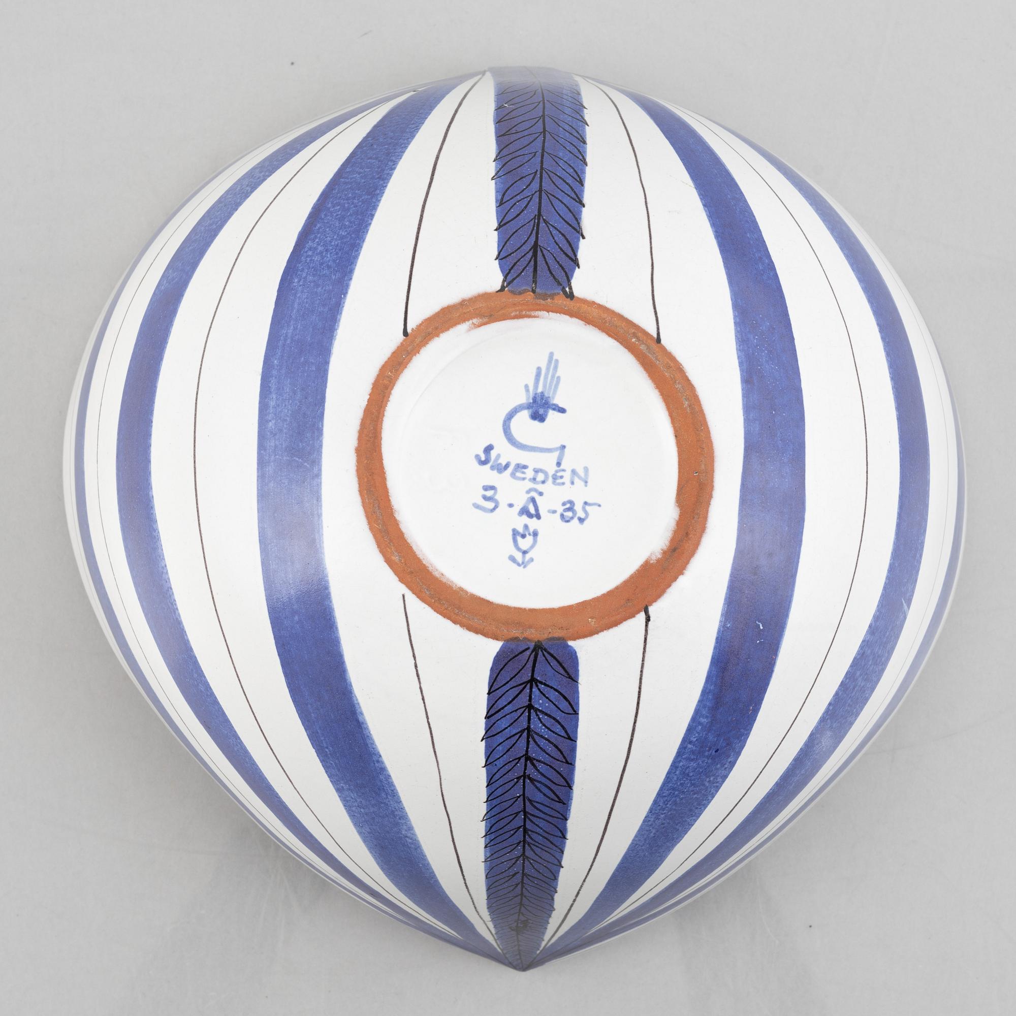 Stig Lindberg, bowl, faience, Gustavsberg studio, Sweden, circa mid-20th century.