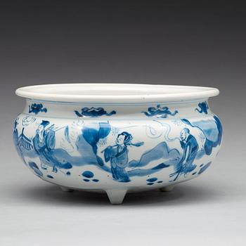 A blue and white censer, Qing dynasty, Kangxi (1662-1722).