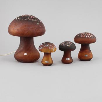 BORDSLAMPA samt SKULPTURER, 3 st, glas, Monica Backström, Kosta Boda, 1970-tal.