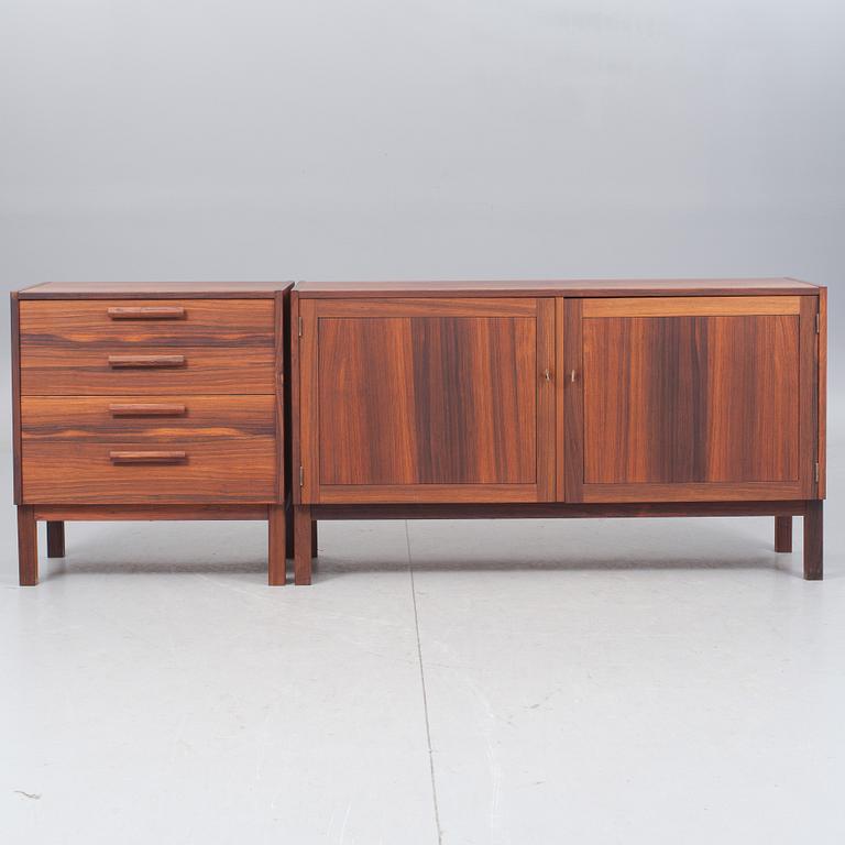 SIDEBOARD och BYRÅ, "Domi Monté", Nils Jonsson, Troeds, Bjärnum, den förra brännmärkt.