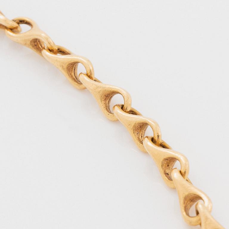 Ole Lynggaard collier med lås 18K guld.
