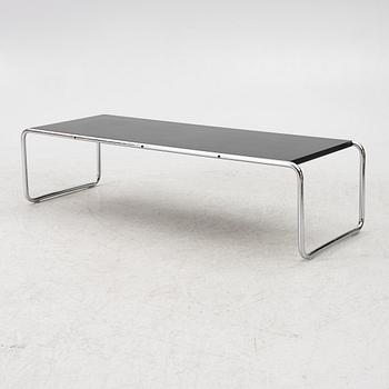 Marcel Breuer, soffbord, "Laccio table", Knoll.