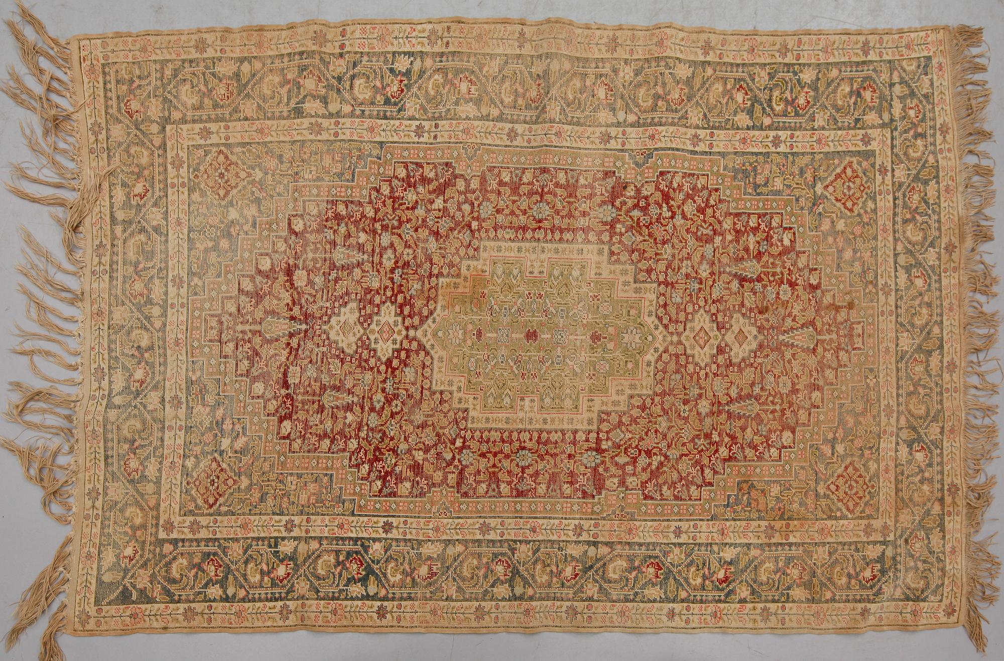 MATTA, troligen Turkiet, semiantik, 162 x 115 cm.