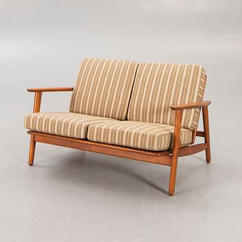 Hans J Wegner, soffa, "GE233/2",  Danmark, 1950-60-tal.