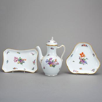 SERVIS, 57 delar, porslin, Sachsisk blomst, Royal Copenhagen.