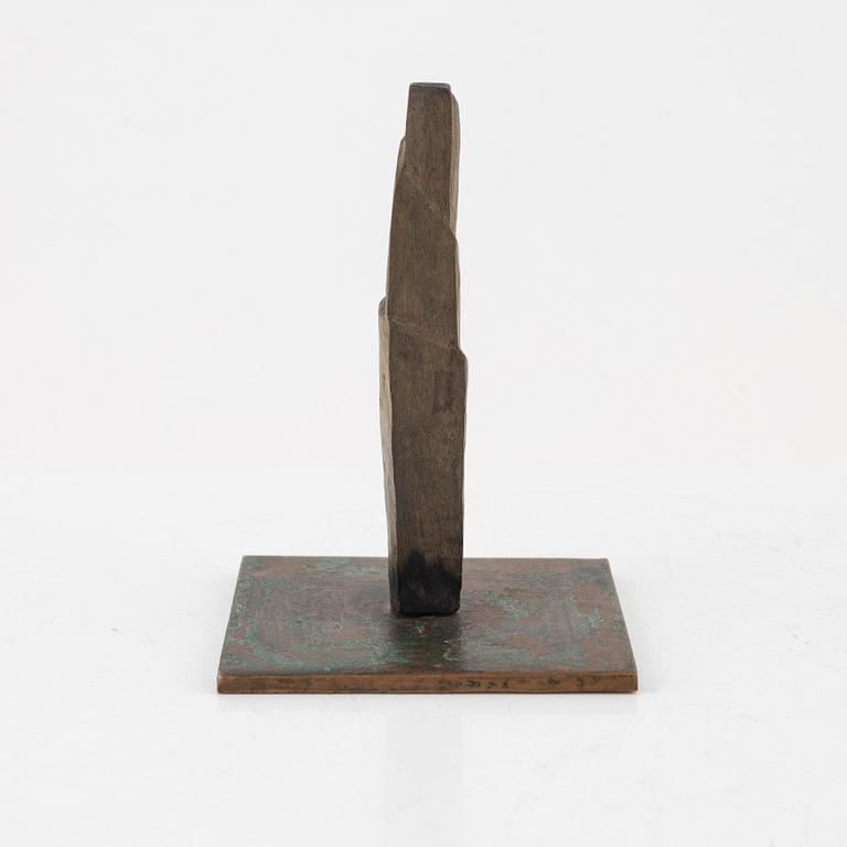 Arne Jones, sculpture, unsigned, wood on a metal base, height 10.5 cm.