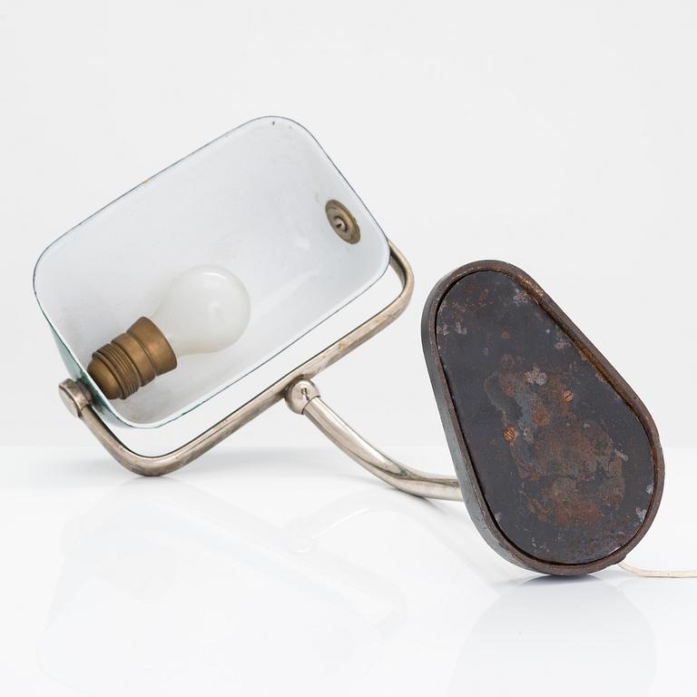 Paavo Tynell, a 1930's '5304' table lamp for Taito.