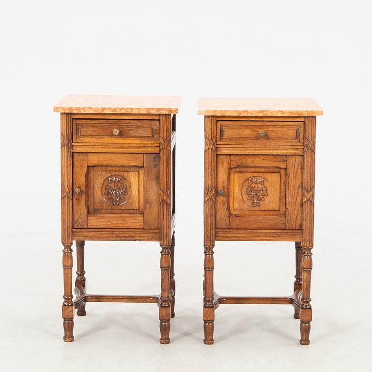 Sängbord ett par 1900-talets mitt.