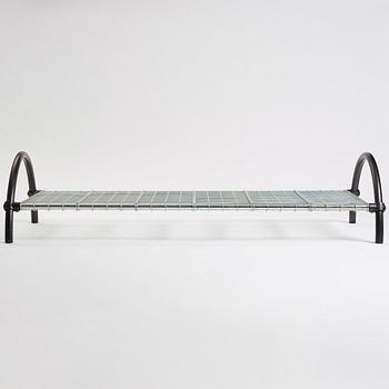 dagbädd, "Round Rail", One Off Ltd. UK, efter 1981.