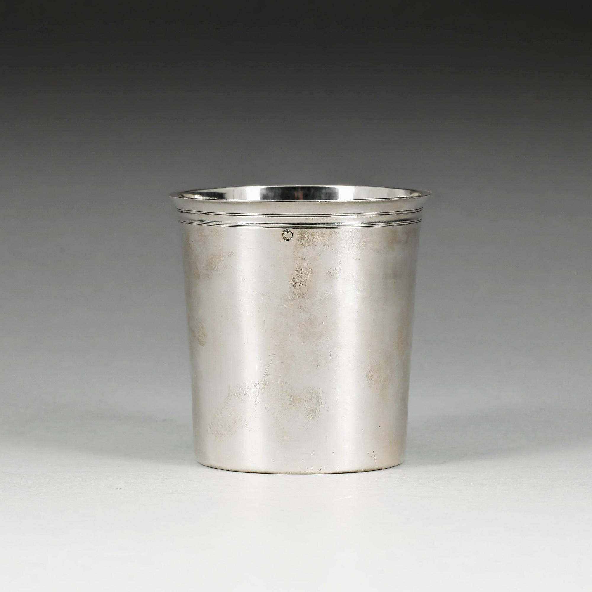 BÄGARE, silver, Paris 1800-tal. Vikt ca 70 gram.